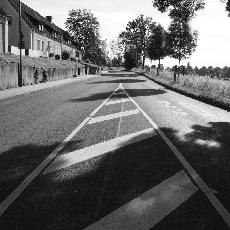 Bild: Straßenmarkierung