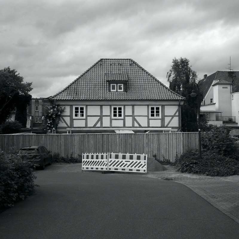 Bild: Stadthaus und Baustelle, Lüchow (Wendland)