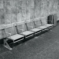 Bild: asoziale Sitzbank, S-Bahnhof Dortmund Universität, Dortmund