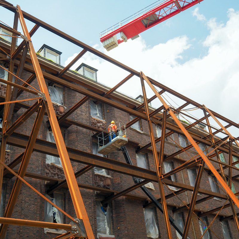 Bild: Stahlkonstruktion an Baustelle mit Baukran, Bochum
